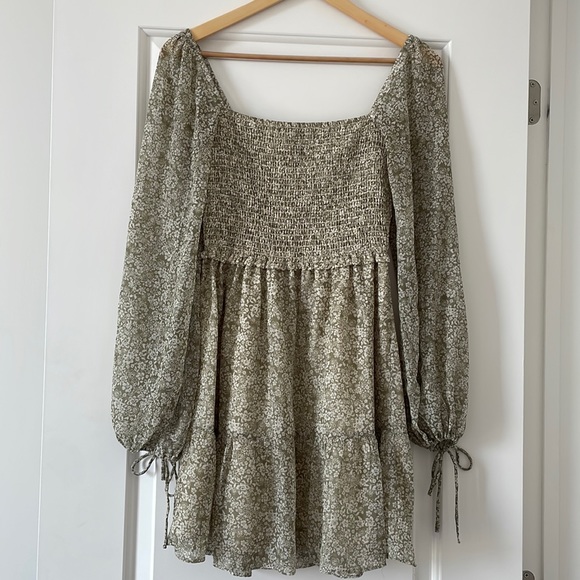 Dynamite Dress - Picture 1 of 3